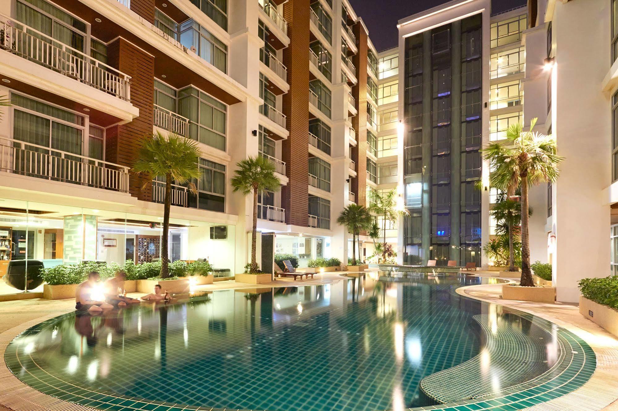 Art Patong Residence Phuket Exterior foto